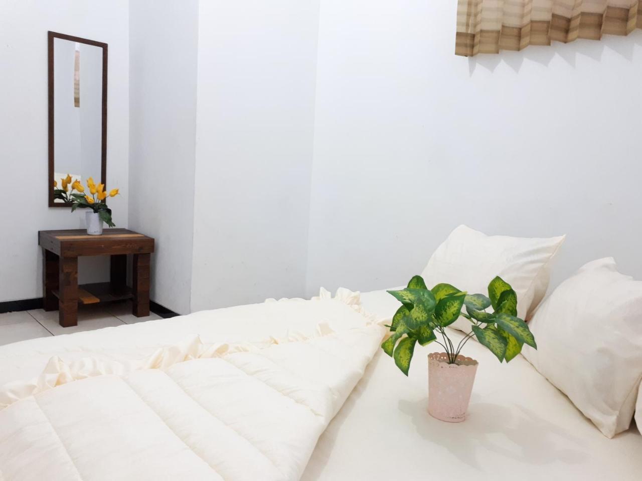 Villa Fifari - 5 Kamar Tidur, 3 Kamar Mandi บาตู ภายนอก รูปภาพ