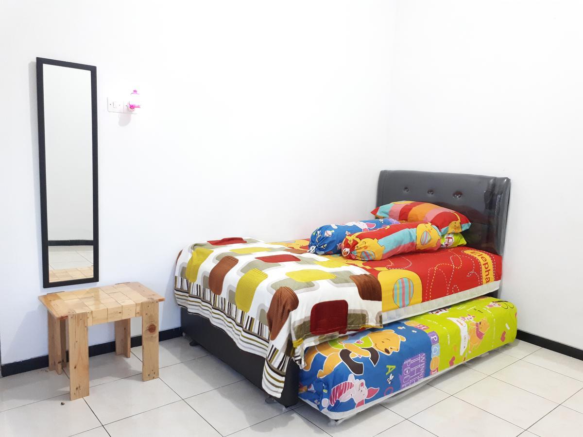 Villa Fifari - 5 Kamar Tidur, 3 Kamar Mandi บาตู ภายนอก รูปภาพ